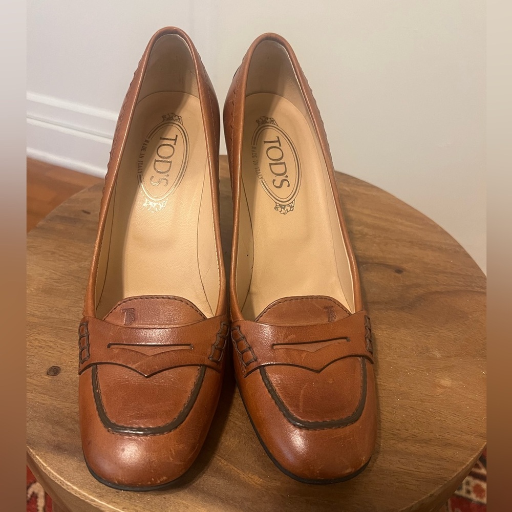 Tod's Oak Patent Leather 'Jodie' Penny Loafer Pumps